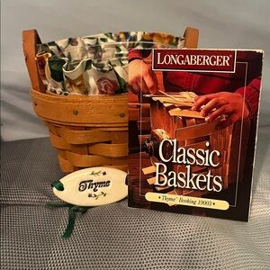 Longaberger “Thyme” booking Basket signed by Judy Longaberger